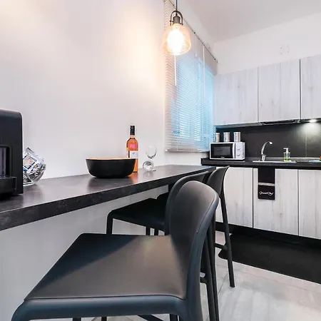 Cozy Studio-flat In Paceville Appartement San Ġiljan